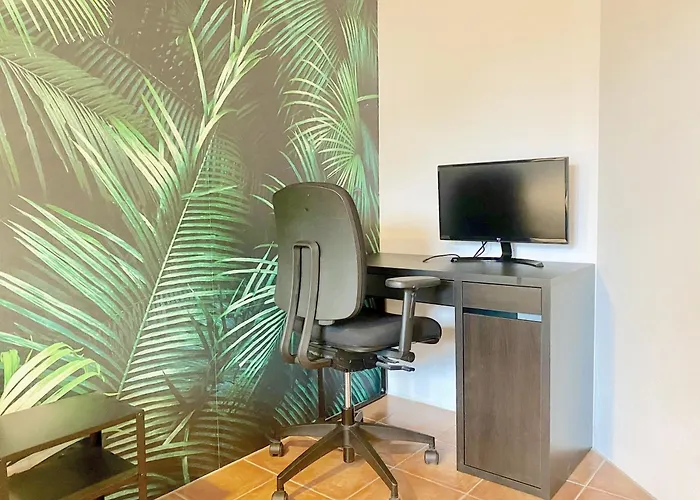 Snug 1 I 3-zimmer Design Am Mit Garten I Office I Highspeed Wifi 아파트 Weßling