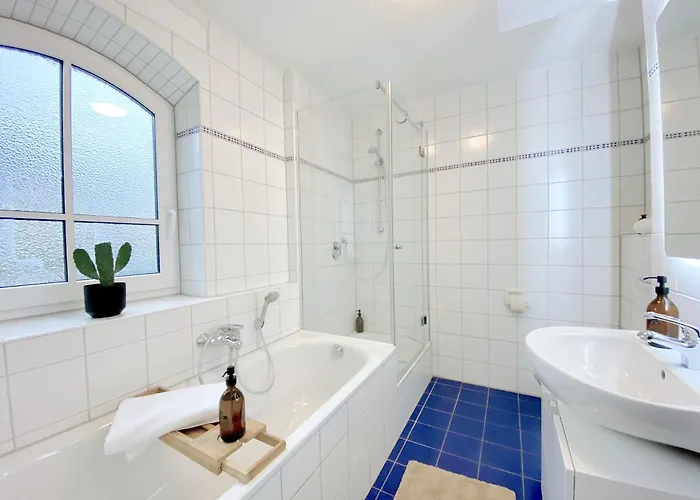 شقة Snug 1 I 3-zimmer Design Am Mit Garten I Office I Highspeed Wifi