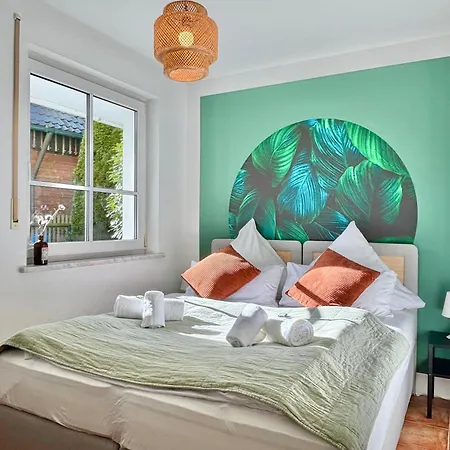 Snug 1 I 3-zimmer Design Am Mit Garten I Office I Highspeed Wifi Appartement *