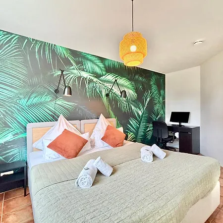 Apartment Snug 1 I 3-zimmer Design Am Mit Garten I Office I Highspeed Wifi *