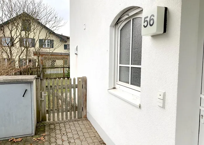 Snug 1 I 3-zimmer Design Am Mit Garten I Office I Highspeed Wifi Apartment